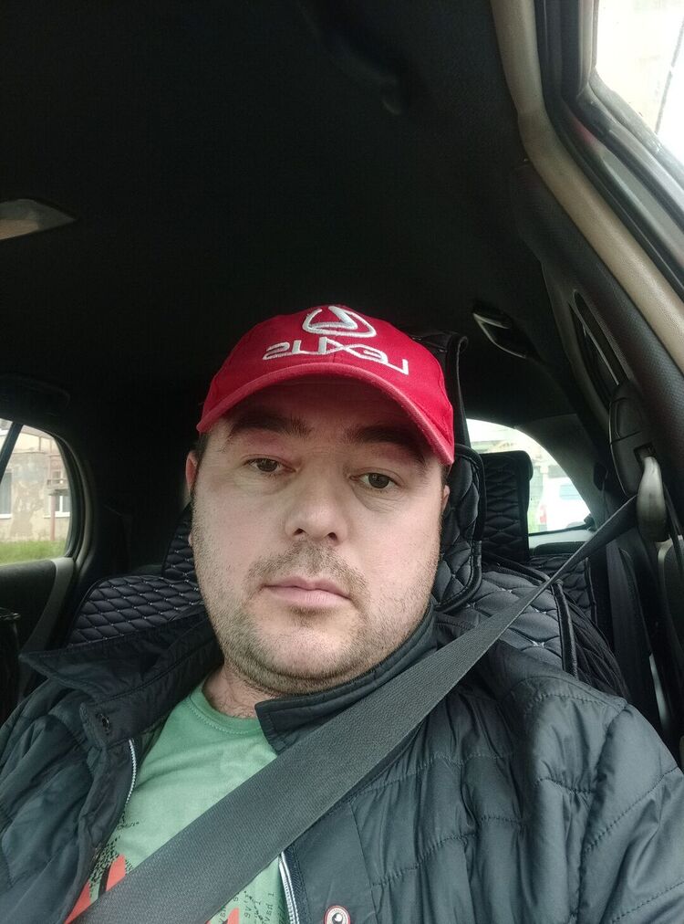  44803452  Nurik, 40 ,    