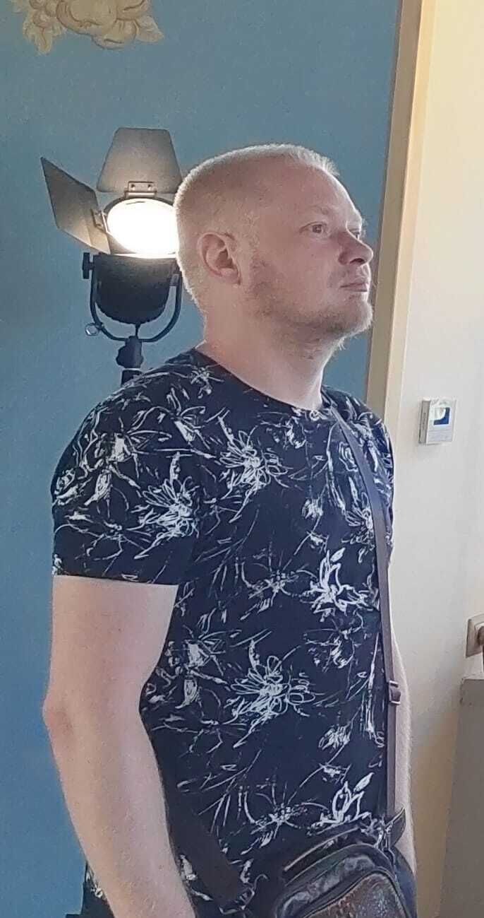  43722202  , 35 ,    --