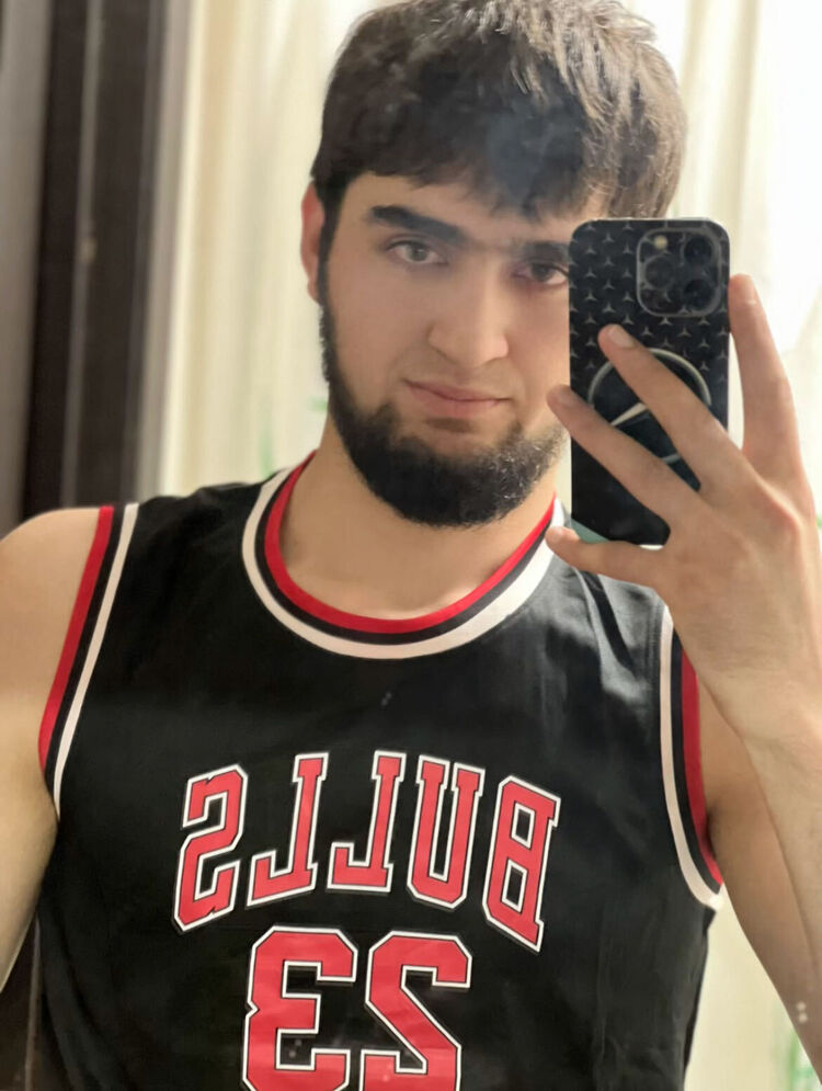 ���������� �����������, ���� ����� Ali, 21 ���, ������������ ��� ������, ����� � ���������