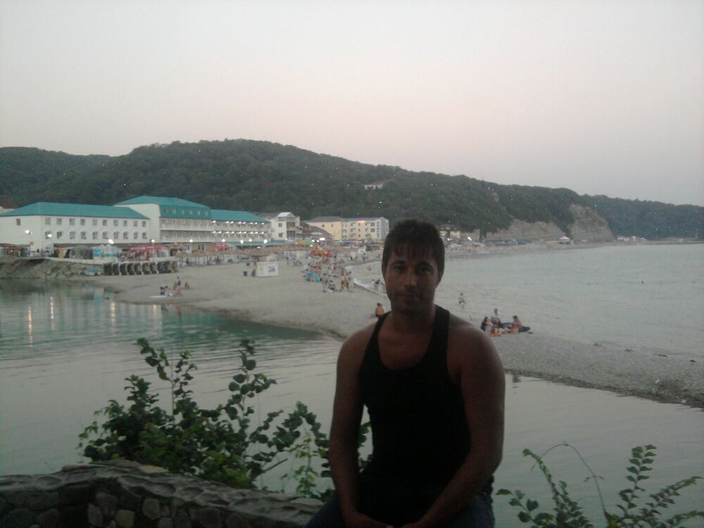  4009102  Ruslan, 43 ,    