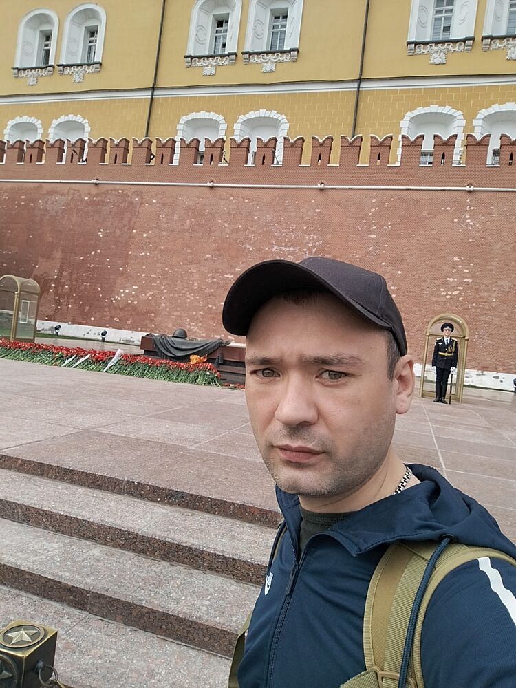  53956972  Pioner, 31 ,    