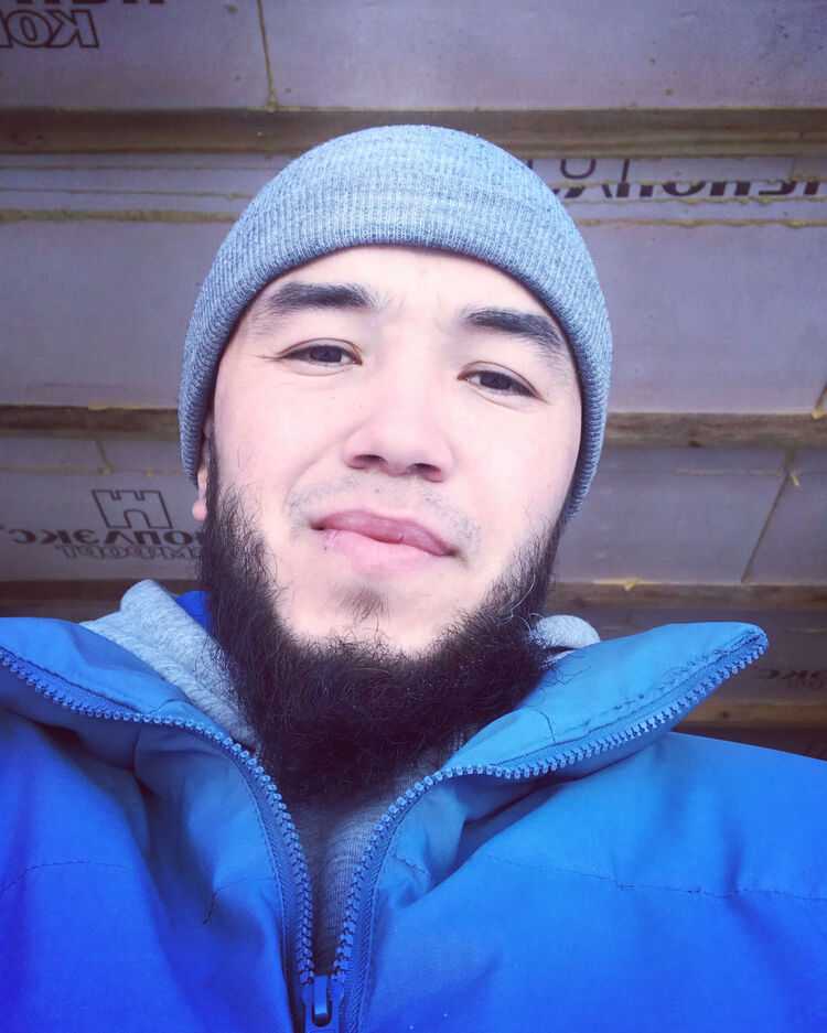  32139732  Amirkhan, 28 ,    
