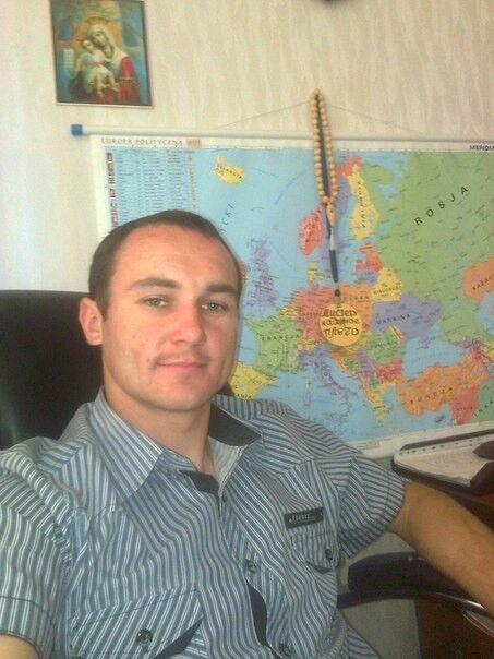  6520432  Valerii, 34 ,    