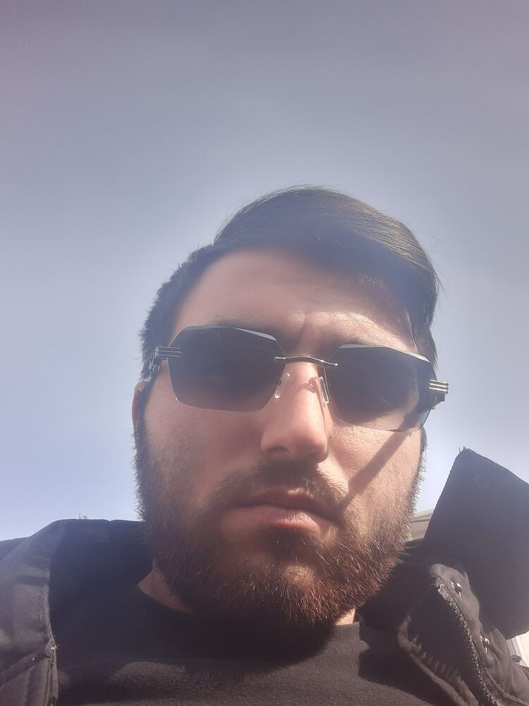  deleted,   Felix, 33 ,   ,   