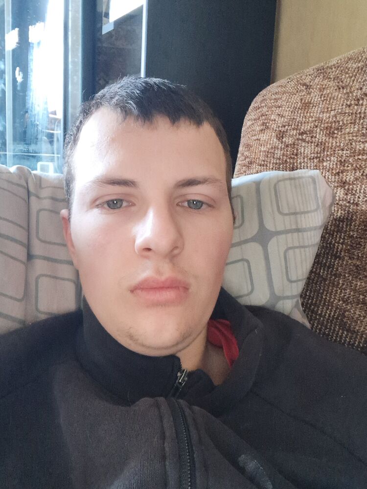  41676972  , 24 ,    