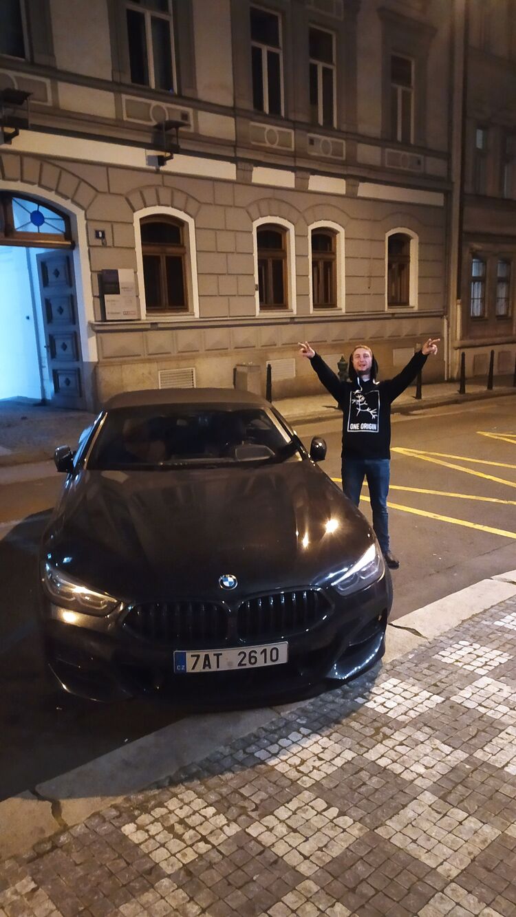  23964622  , 35 ,    Praha