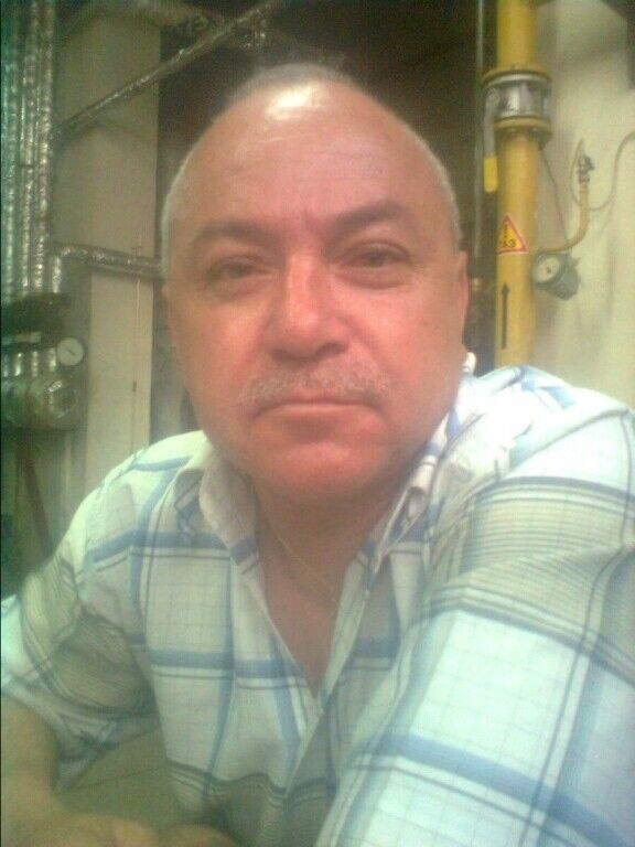  ,   Ivann, 55 ,     