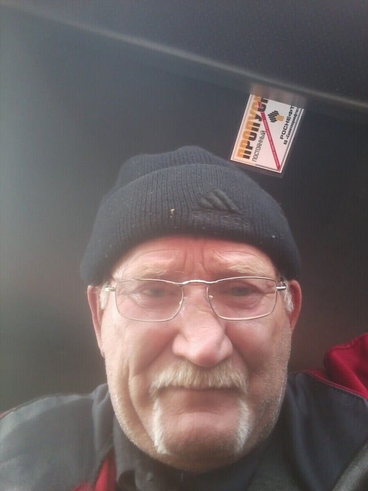  21220232  , 64 ,    