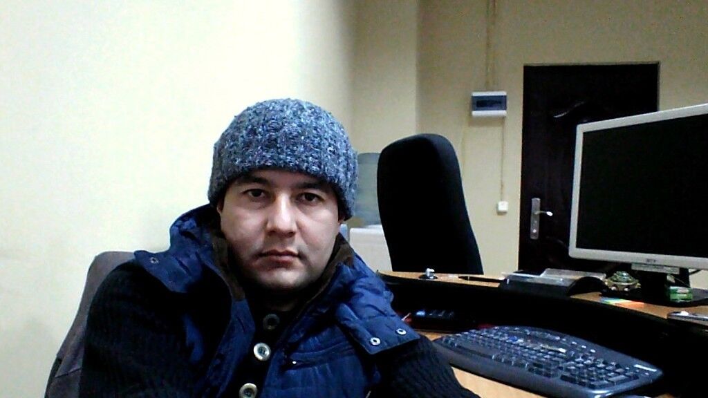  5738032  Bekzod, 43 ,    
