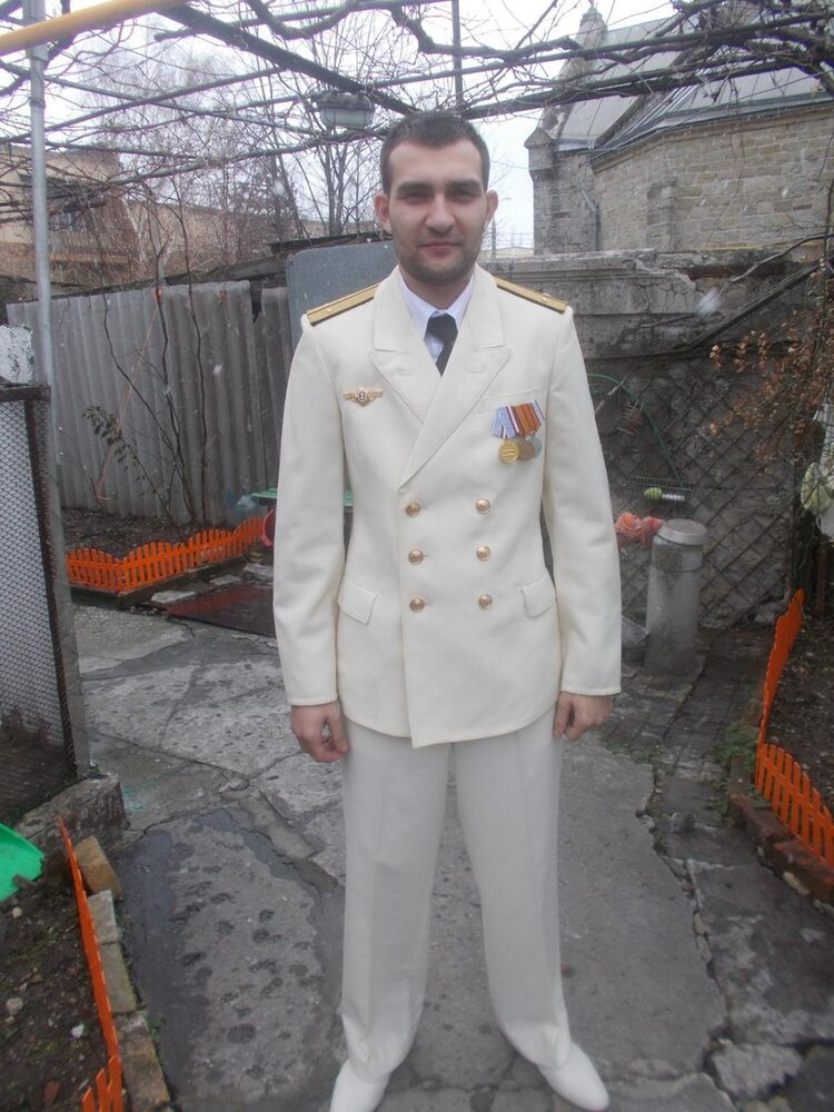  ,   Alex, 32 ,   ,   , c 