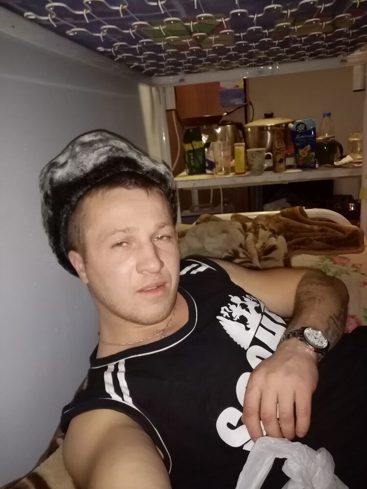  -,   Michael, 33 ,   ,   , c 