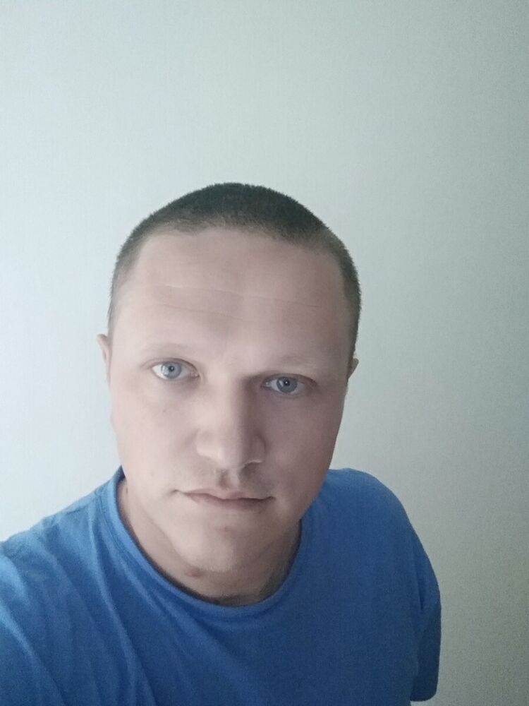  20049802  , 42 ,    