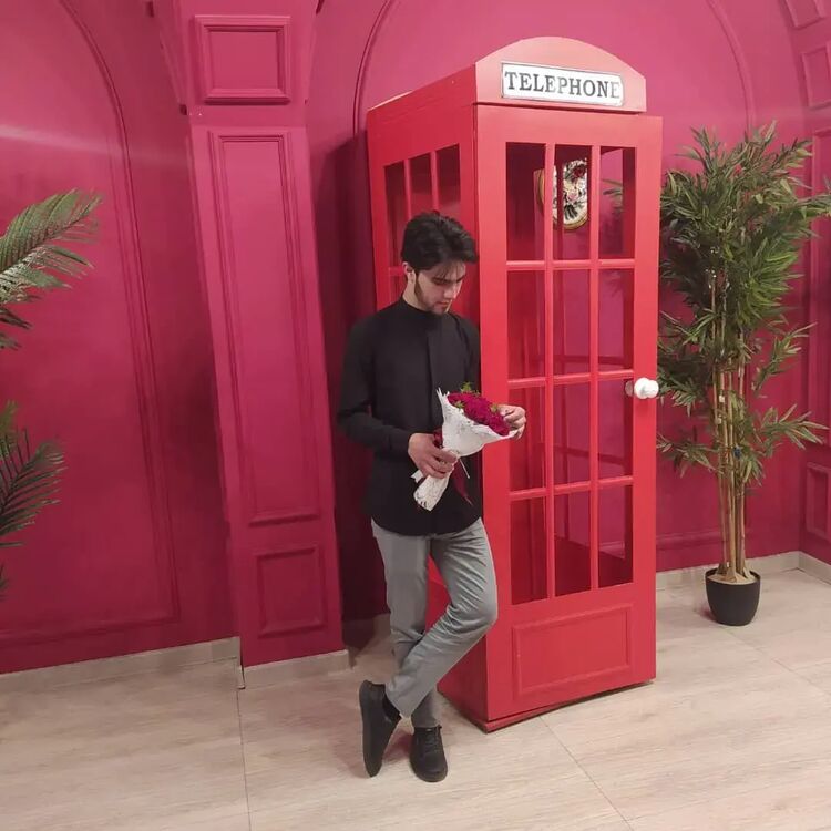  43347552  Jehangir, 23 ,     