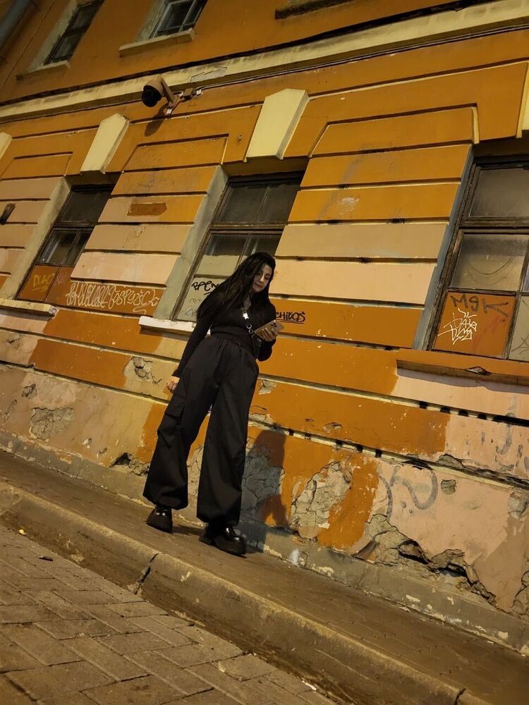  37023072  , 30 ,    -