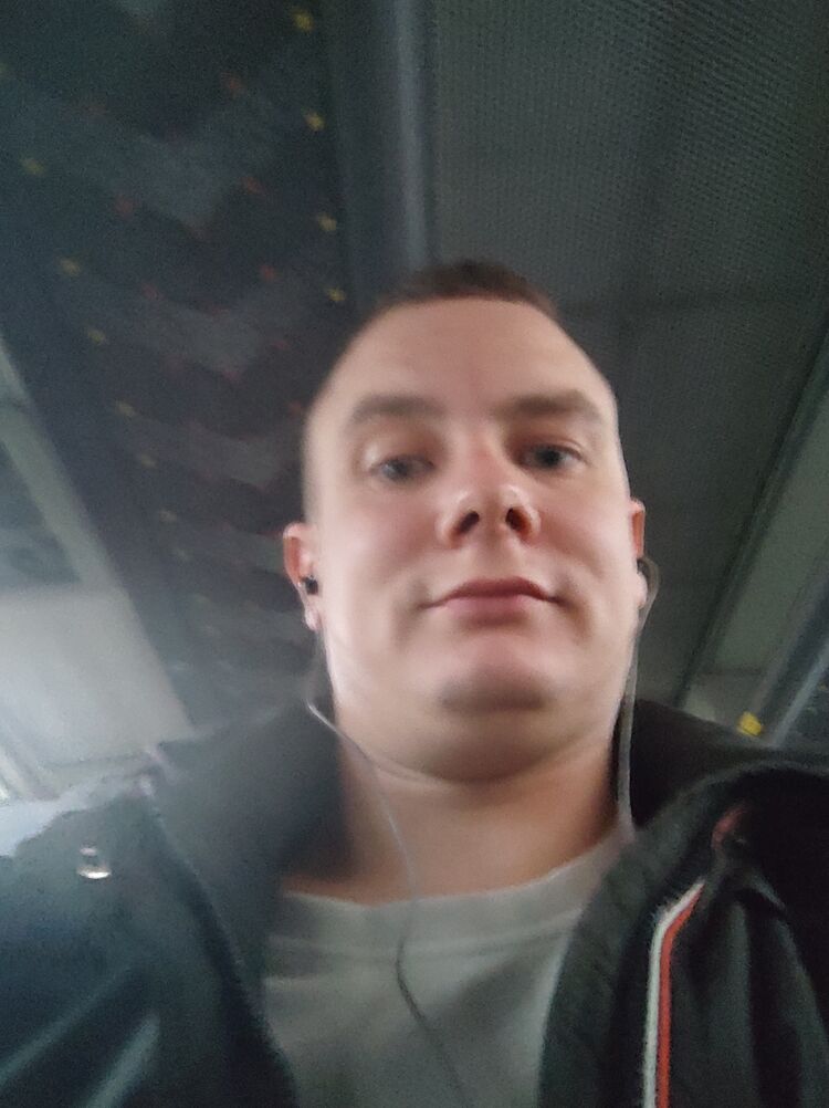  33917612  , 29 ,    