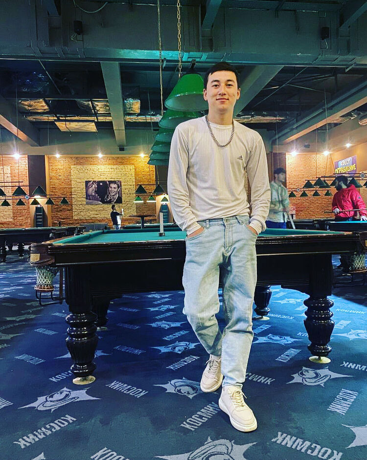  32180092  Arslon, 24 ,    