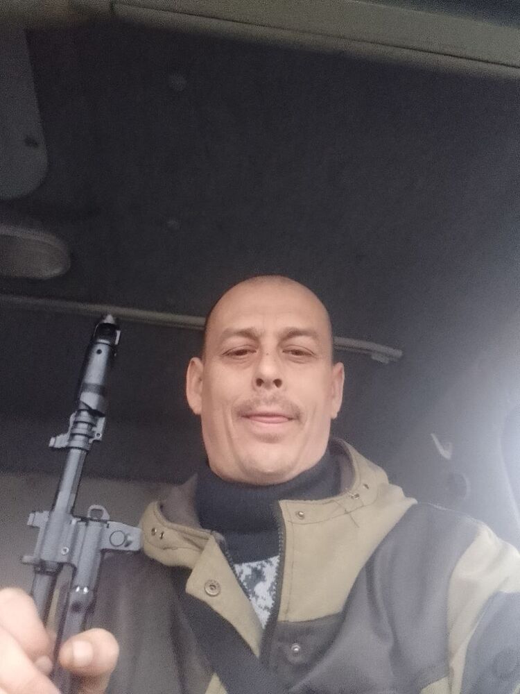 33062792  , 39 ,    