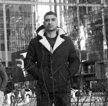  31406432  Sadykov, 39 ,    