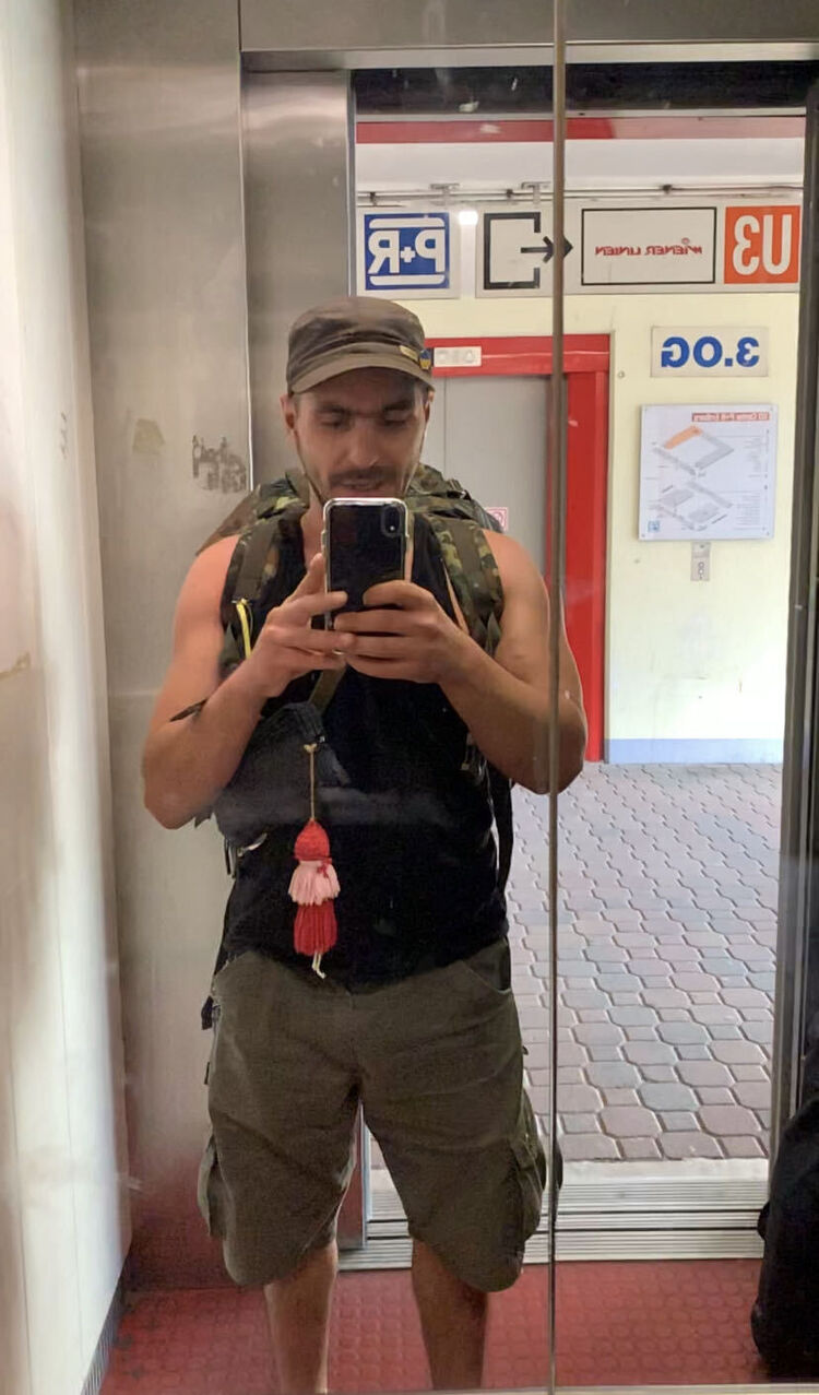  ,   Eduard, 33 ,   ,   , 