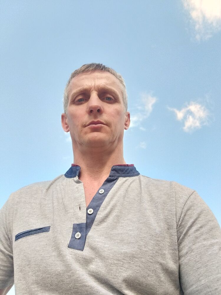  37056382  , 51 ,    