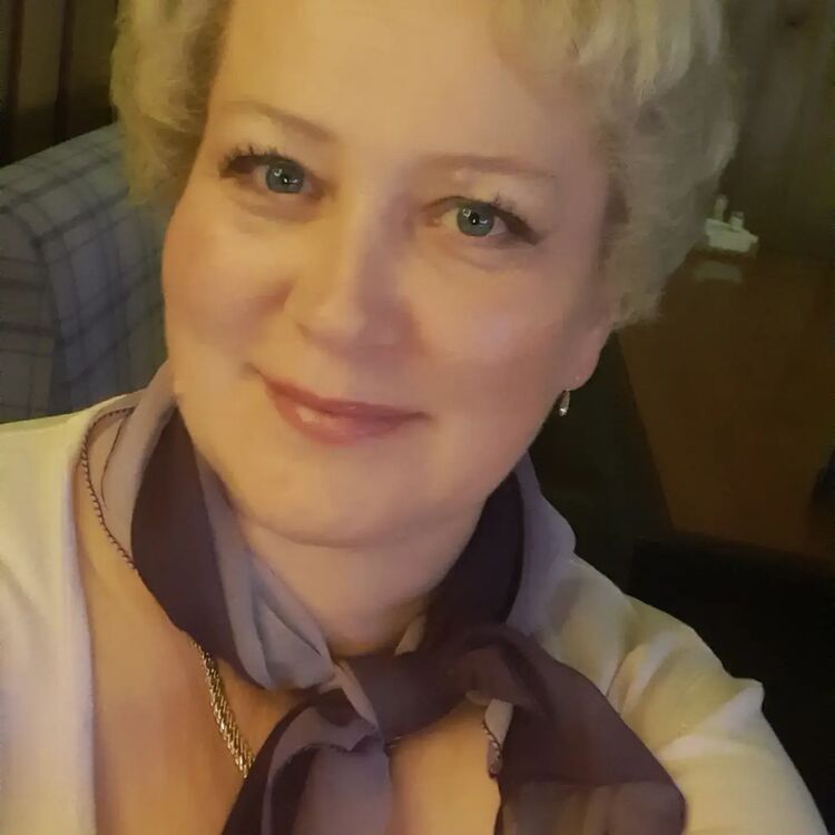  ,   Alka, 47 ,   ,   