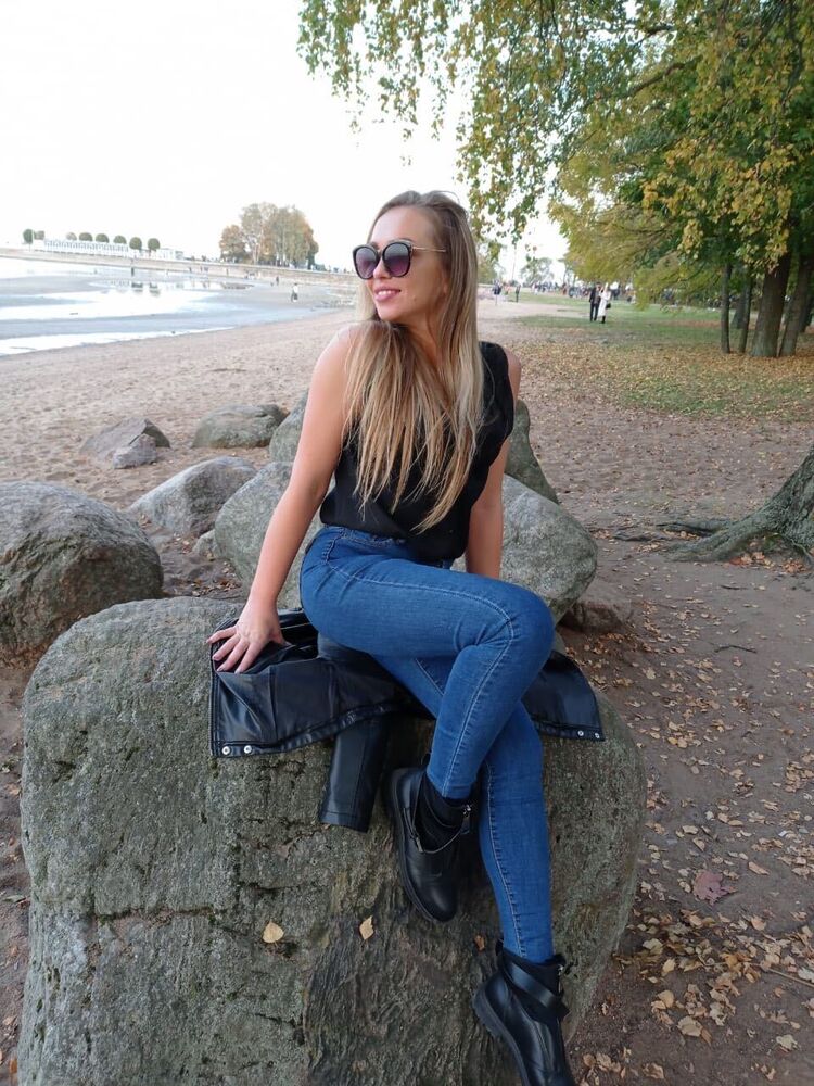  38039582  , 35 ,    -