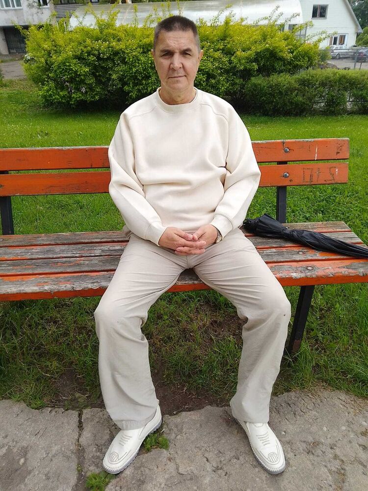  53233292  Liudovik, 55 ,    