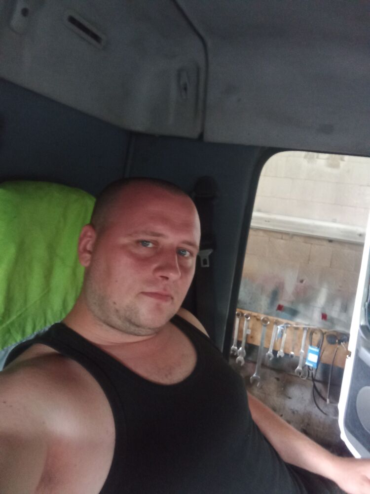  48208112  , 32 ,    