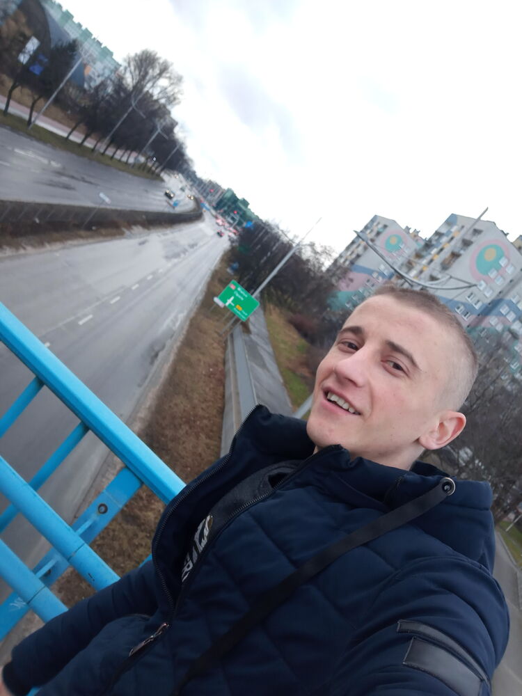  25247662  , 28 ,    Czestochowa