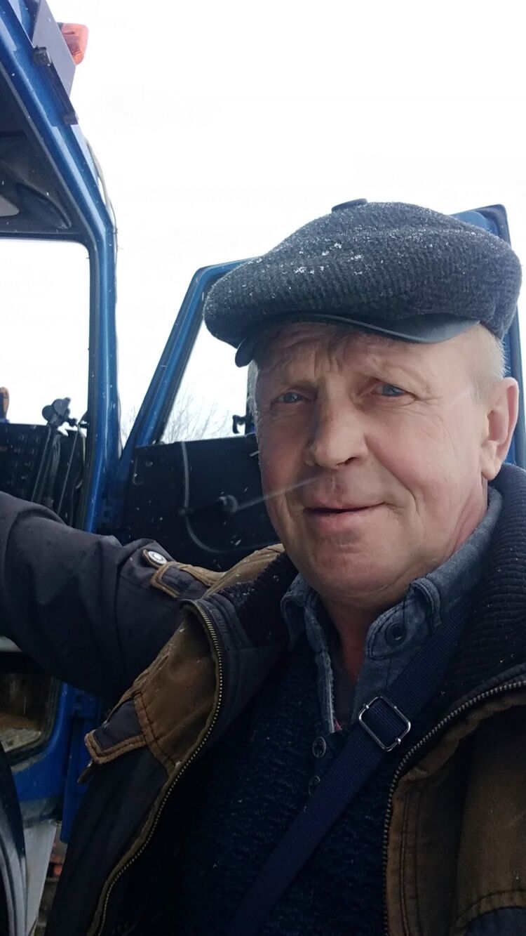  38117812  , 57 ,     