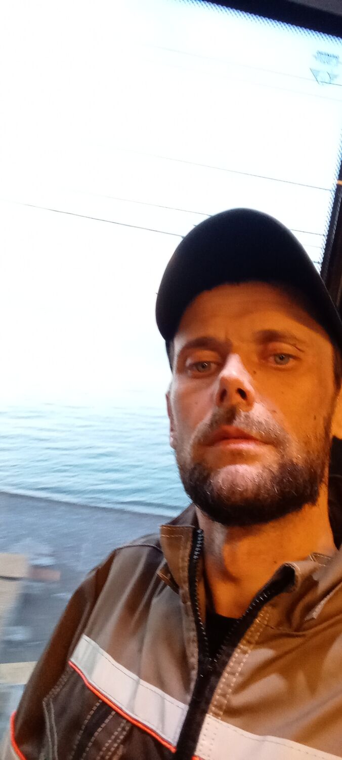  44251042  , 38 ,    