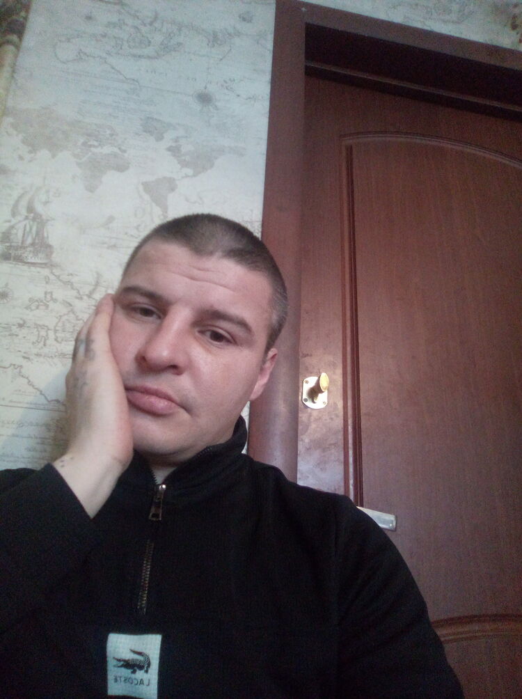 49568952  , 35 ,    