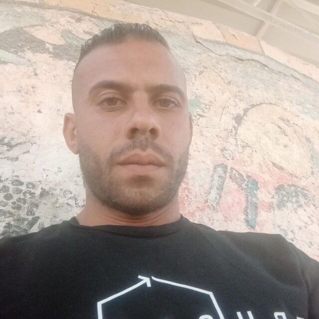  48763512  , 31 ,    Al Ghardaqah