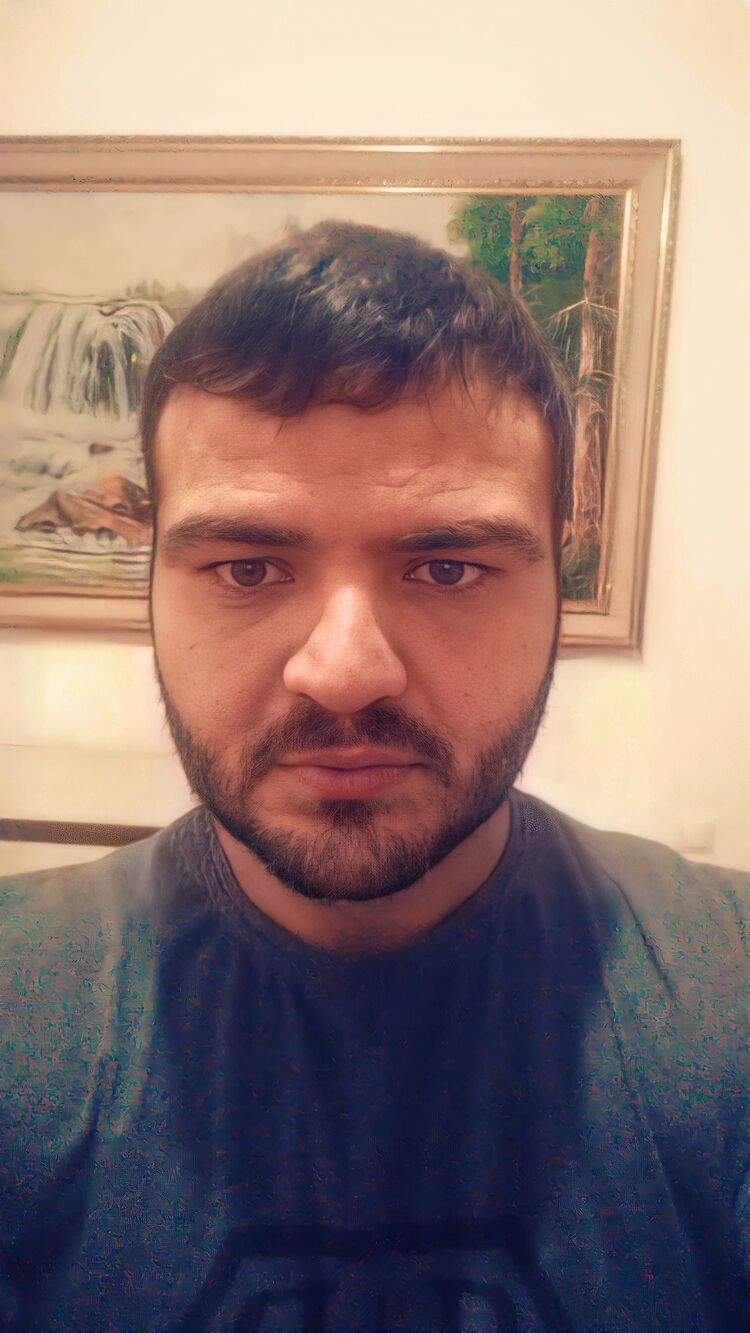  ,   Bek, 33 ,   ,   , c , 