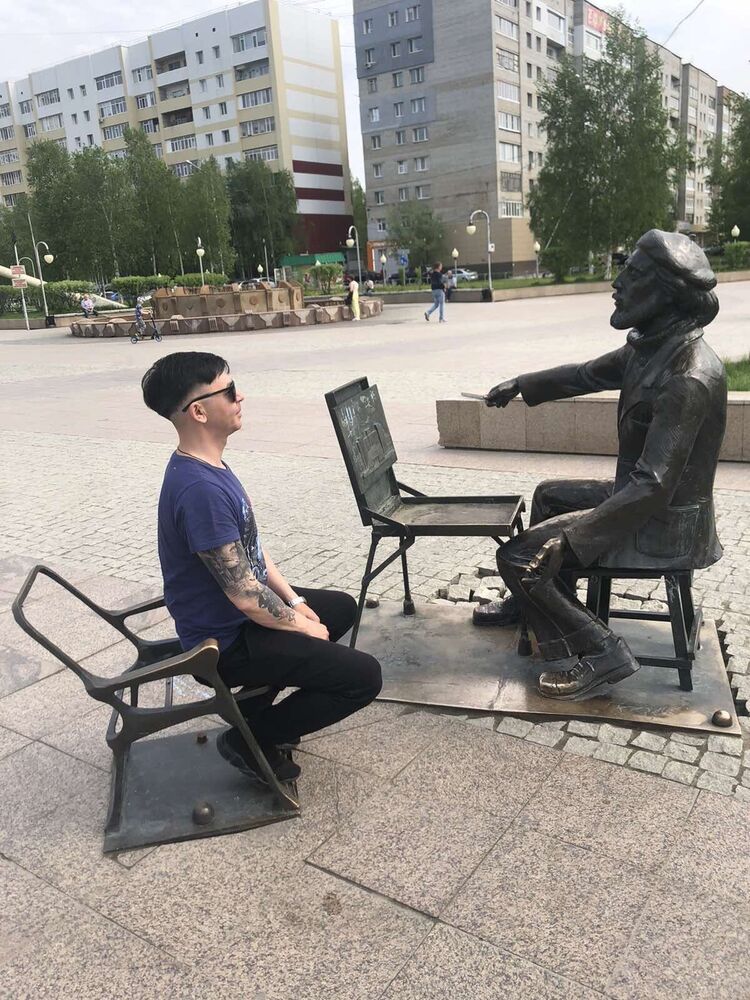  28578022  , 40 ,    