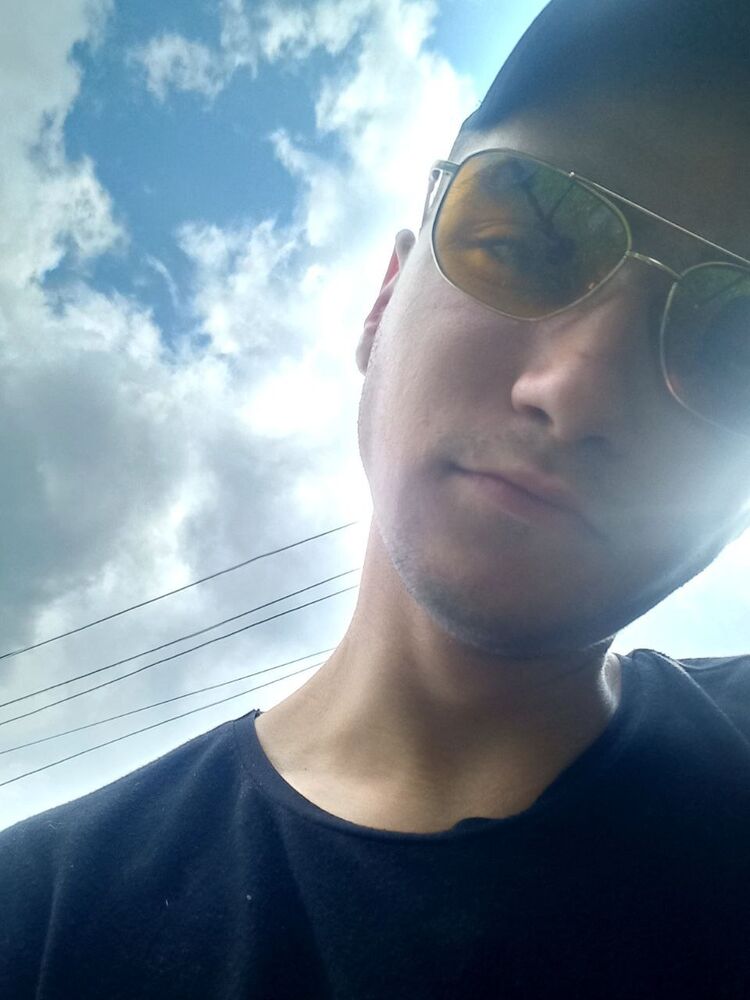  ,   MrShat, 23 ,   ,   