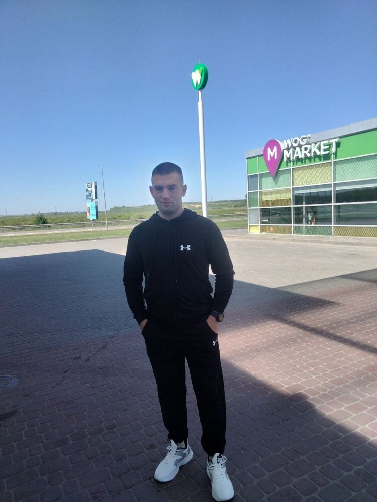  ,   Slavik, 24 ,   ,   
