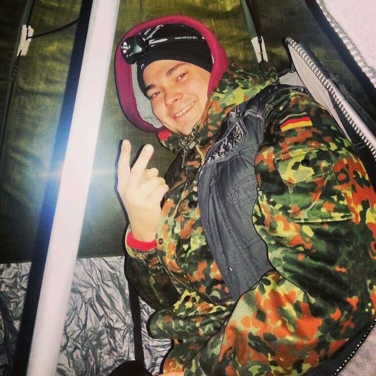  38432252  Christian, 30 ,    Bonn
