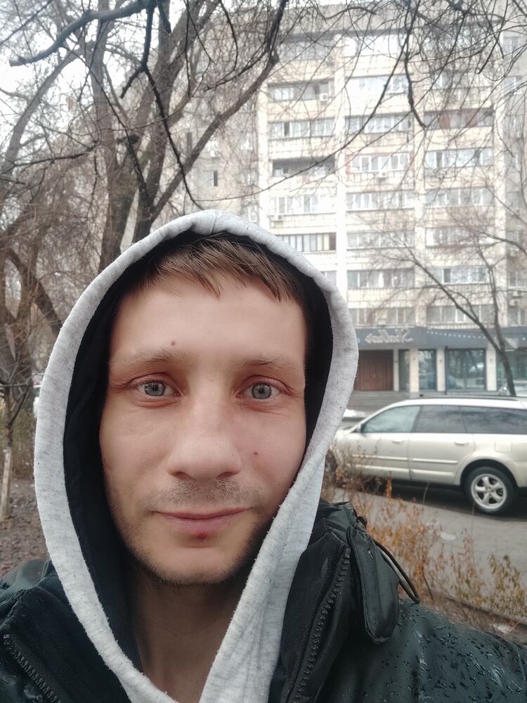  33025882  , 42 ,    