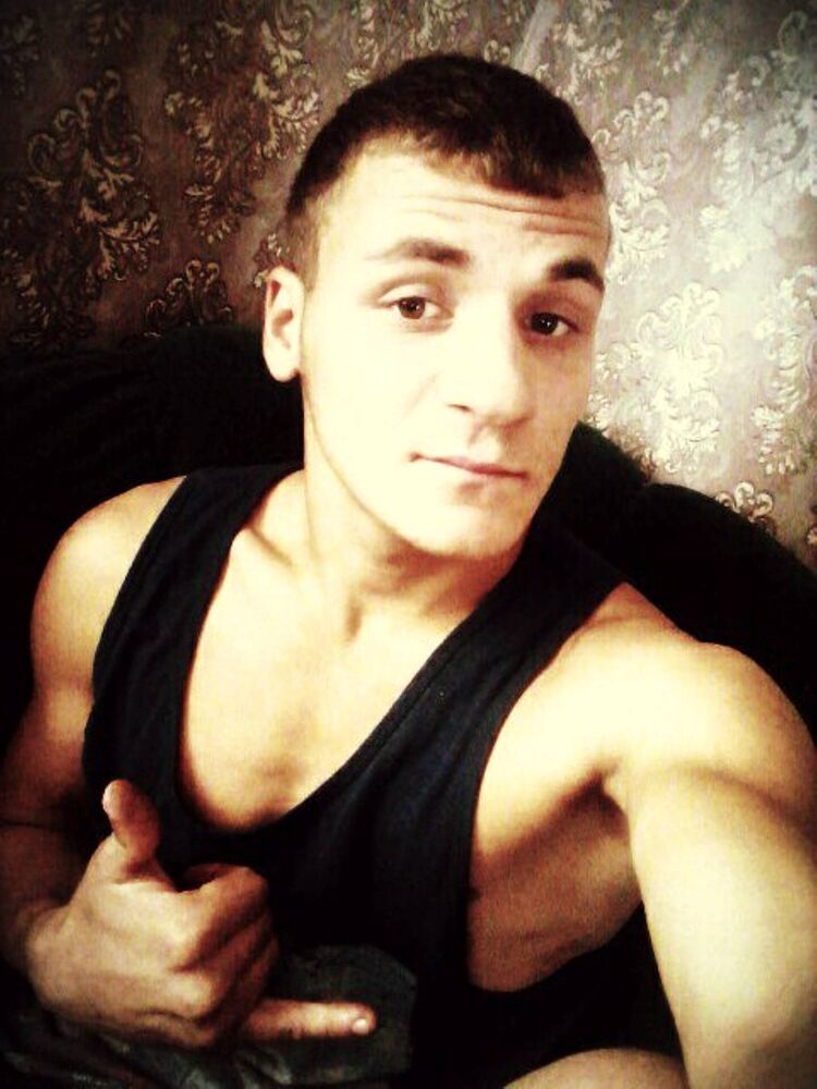  10844212  Vitalik, 27 ,    
