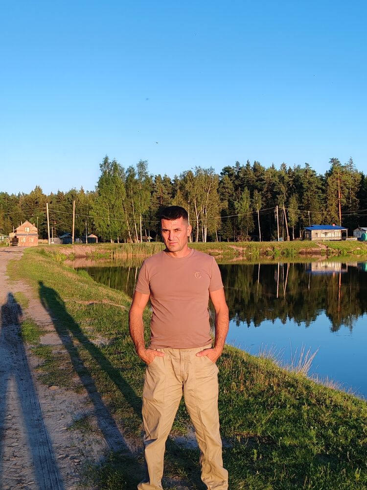  53695712  Vitaly, 47 ,    