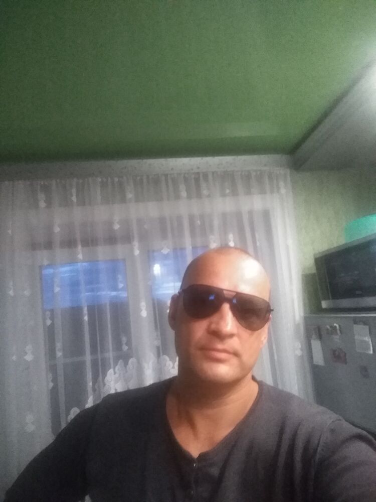  45327942  , 49 ,    