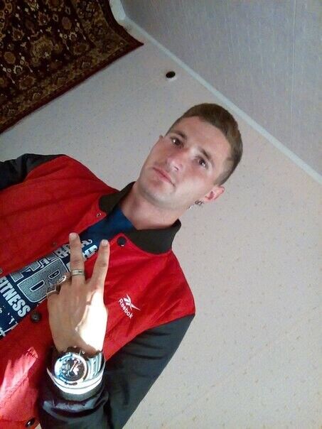 ���� 20256672 ������� Artyr, 32 ����, ���� ���������� � ������