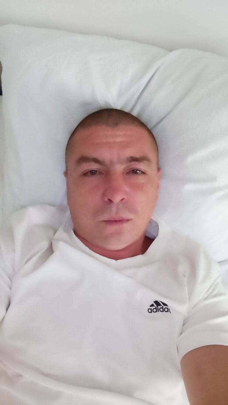 ,   Vladimir, 43 ,   ,   