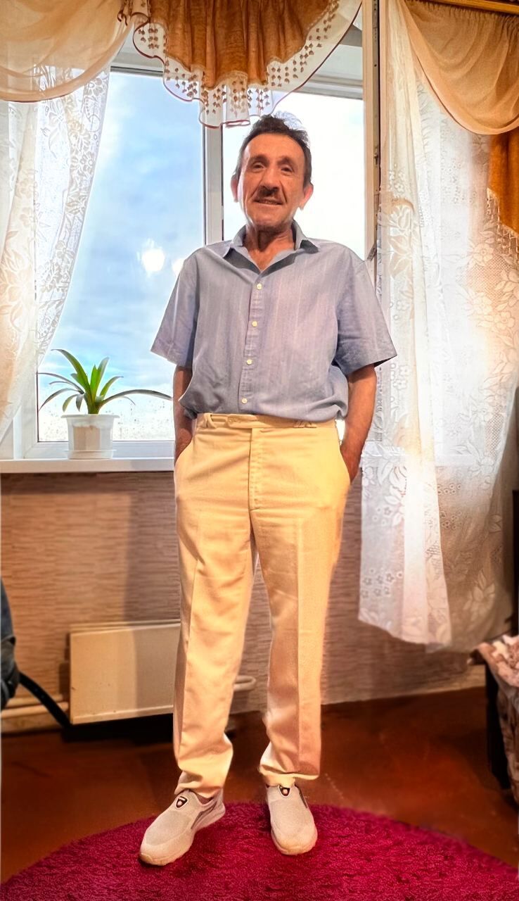  50577232  Mikhail, 65 ,    