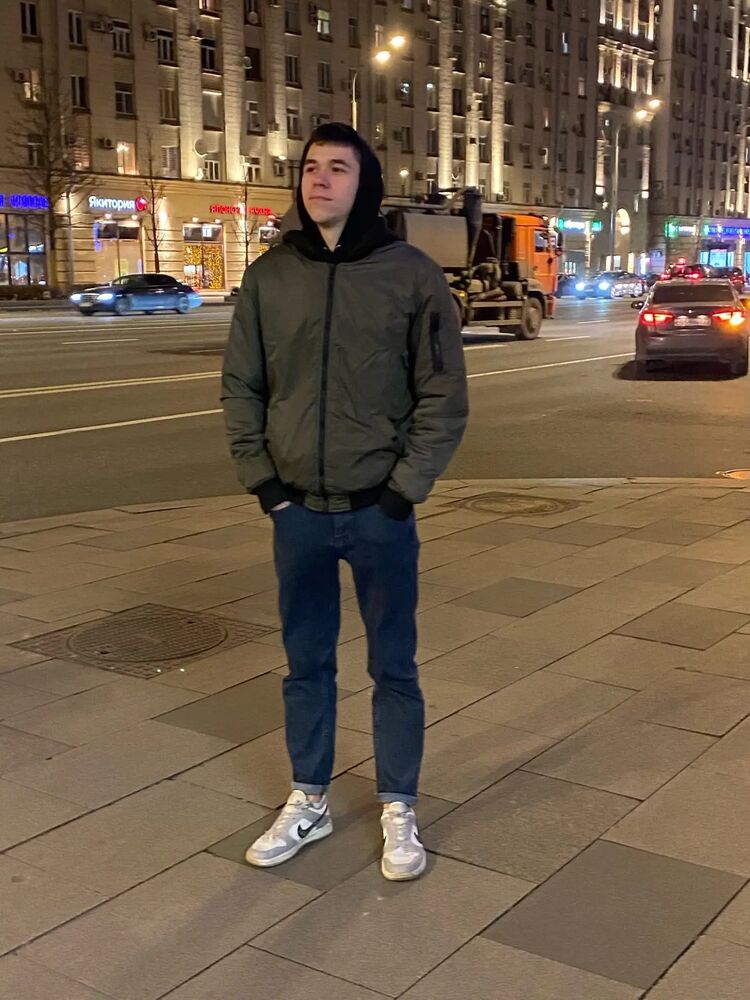  ,   Yarik, 22 ,   ,   , c , 