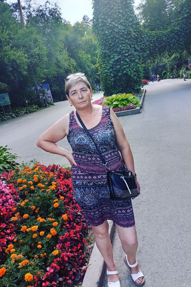  52866642  Oksana, 53 ,    