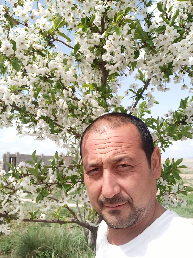  ,   Farruh, 44 ,   ,   