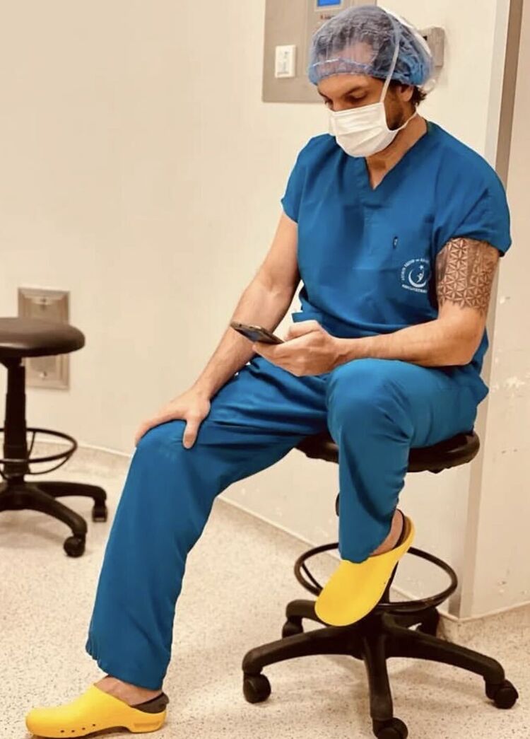  54751092  ANDY YAVUZ, 32 ,    