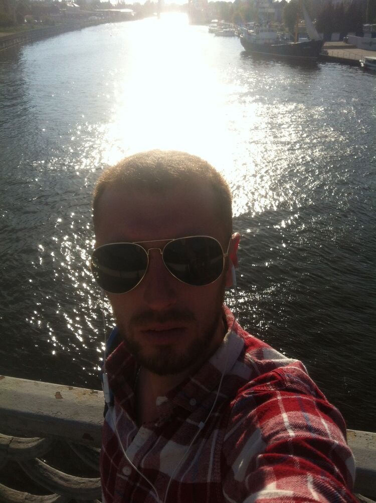 ���� 9793242 ������� ����, 35 ���, ���� ���������� � ������������